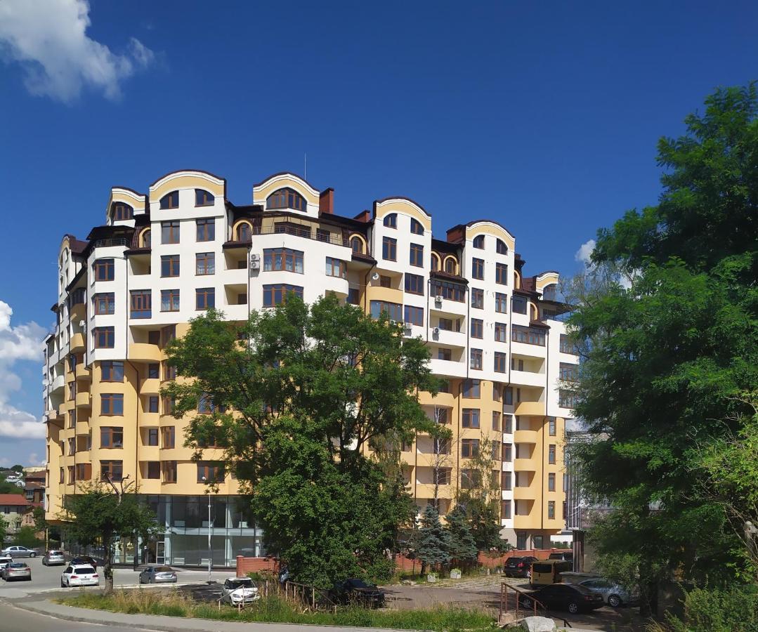 Вул Роксолани , 16 Центр 300 М До Бювету Truskavets Exterior foto